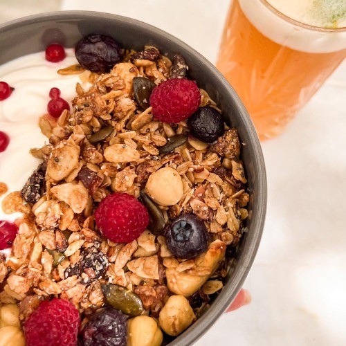 GRANOLA BOWL