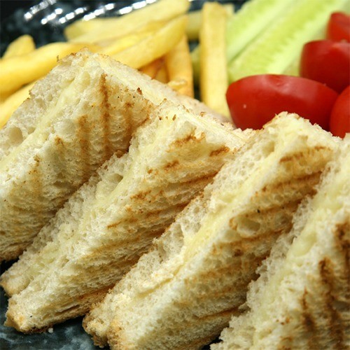 KAŞARLI TOST