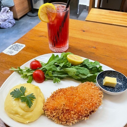 Schnitzel ve Vişne Rüyası