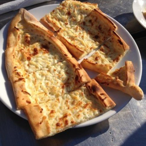 Hellimli Pide