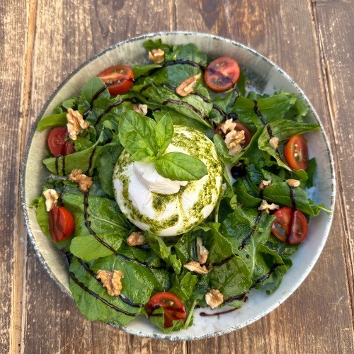 Burrata Salatası