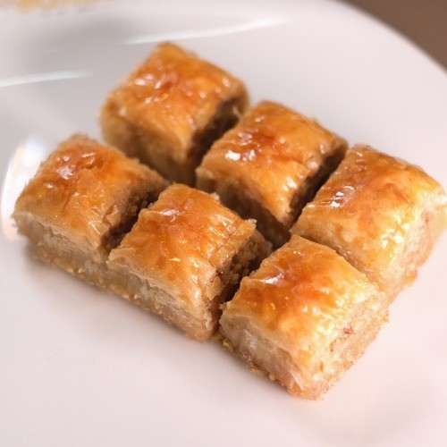 CEVİZLİ ÖZEL BAKLAVA PORS.