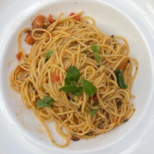 SPAGETTİ NAPOLİTEN