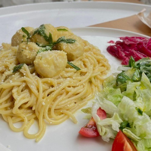 KÖRİ SOSLU TAVUKLU SPAGETTİ