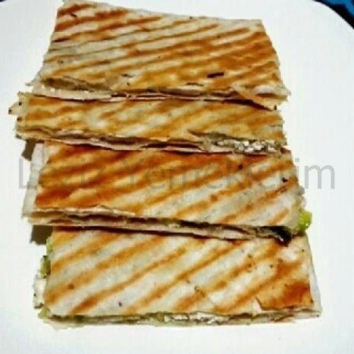 Gözlemeli Karışık Tost